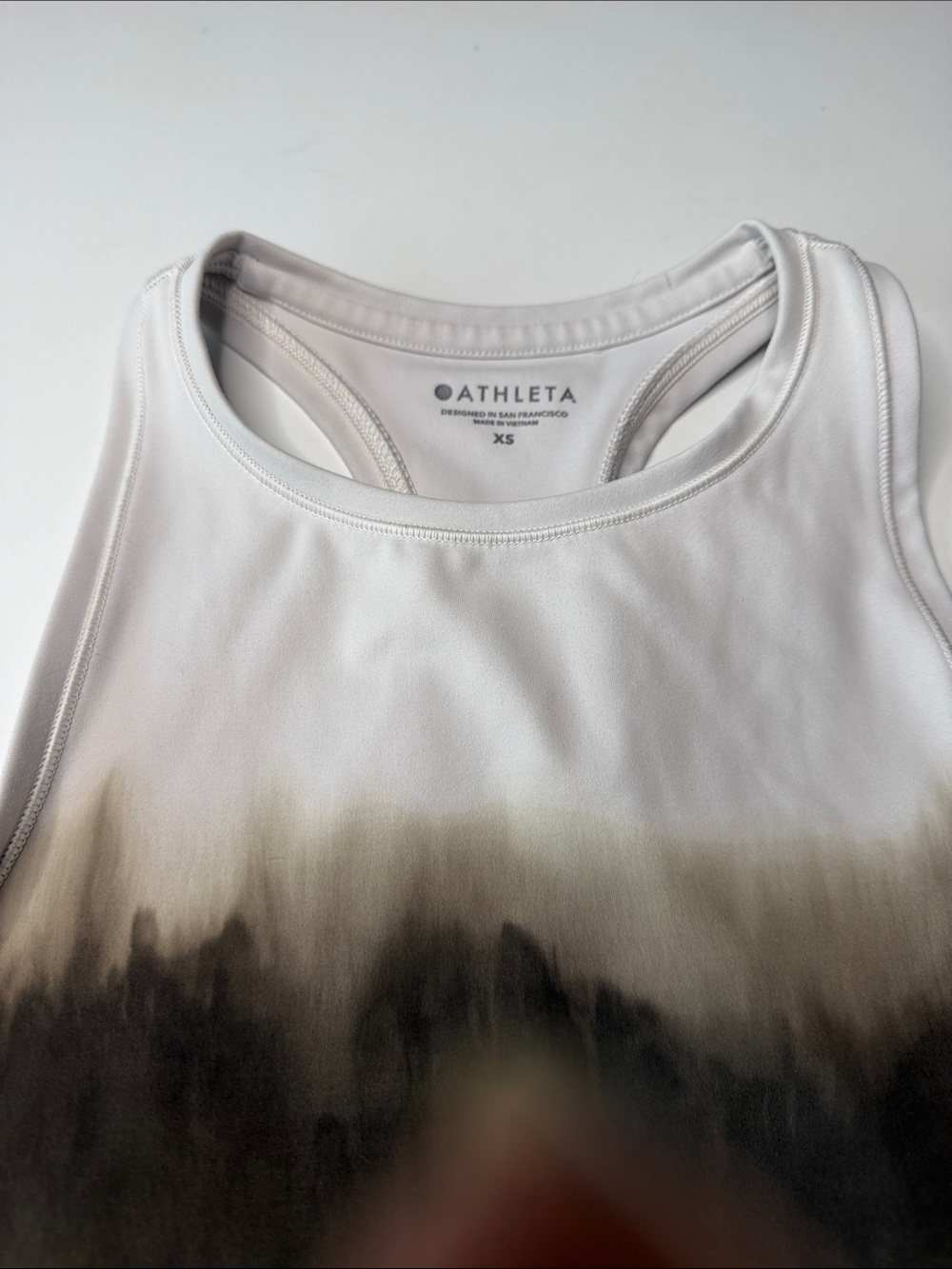 Athleta Shanti Watercolor Stripe Crop Tank NWT XS - Picture 3 of 8